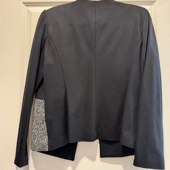 Calvin Klein Women's Black Blazer with Gray Patterns - Picture 3 of 3